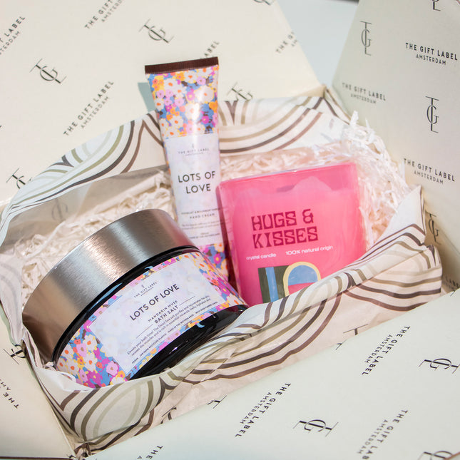 Crystal Candle 175gr - Hugs & Kisses - Naturals FW25