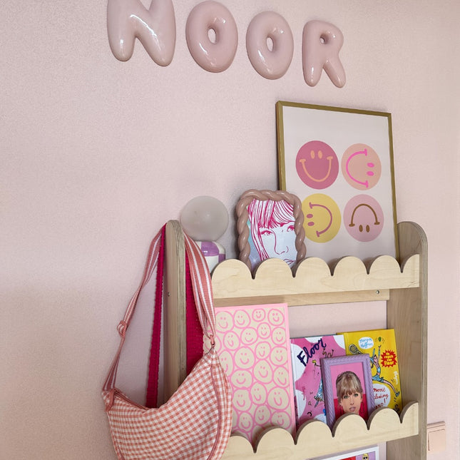 The Gift Label Wall Letter - M - Pink