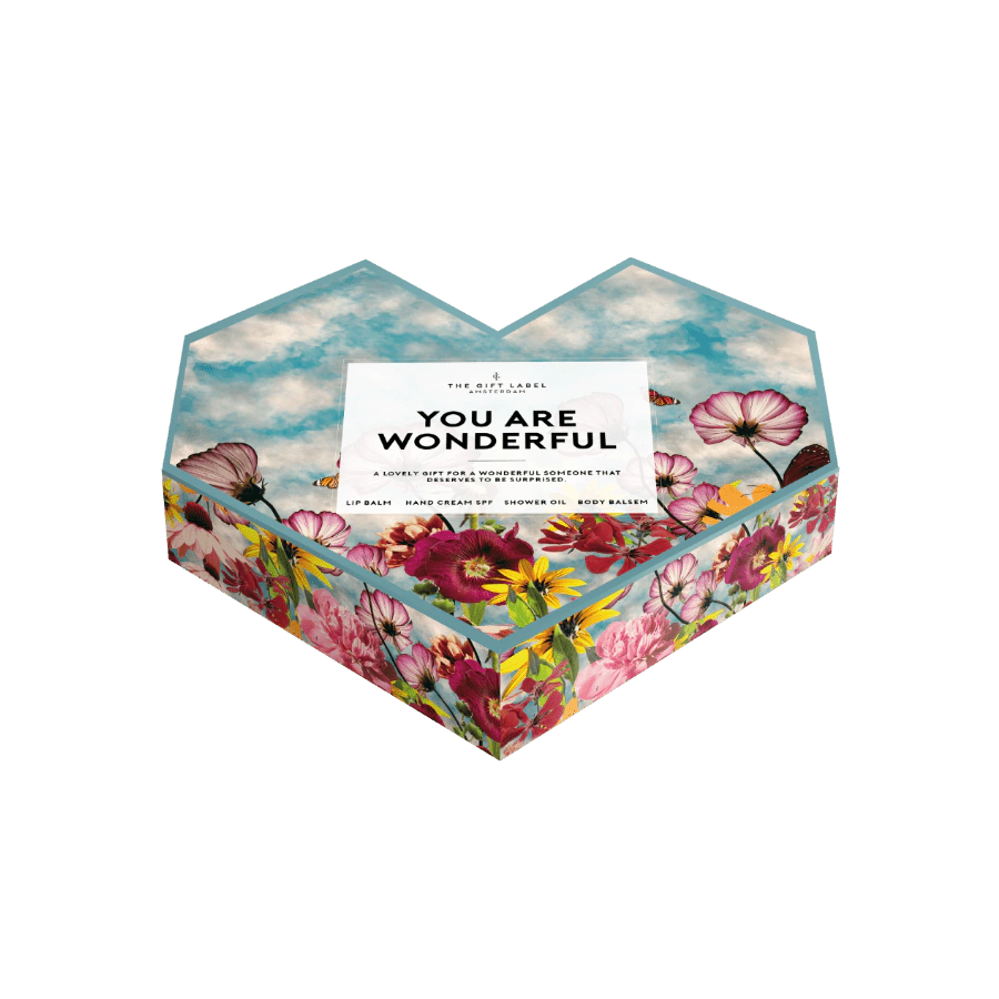 HEART SHAPED GIFT BOX - YOU ARE WONDERFUL