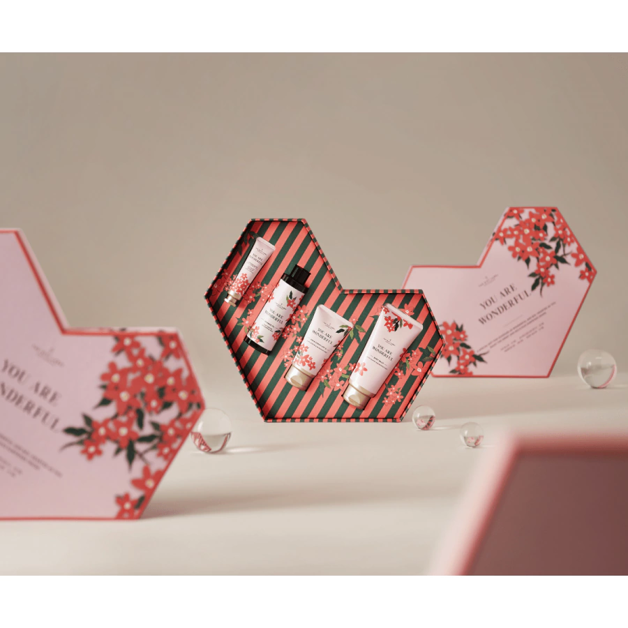 HEART SHAPED GIFT BOX - YOU ARE WONDERFUL